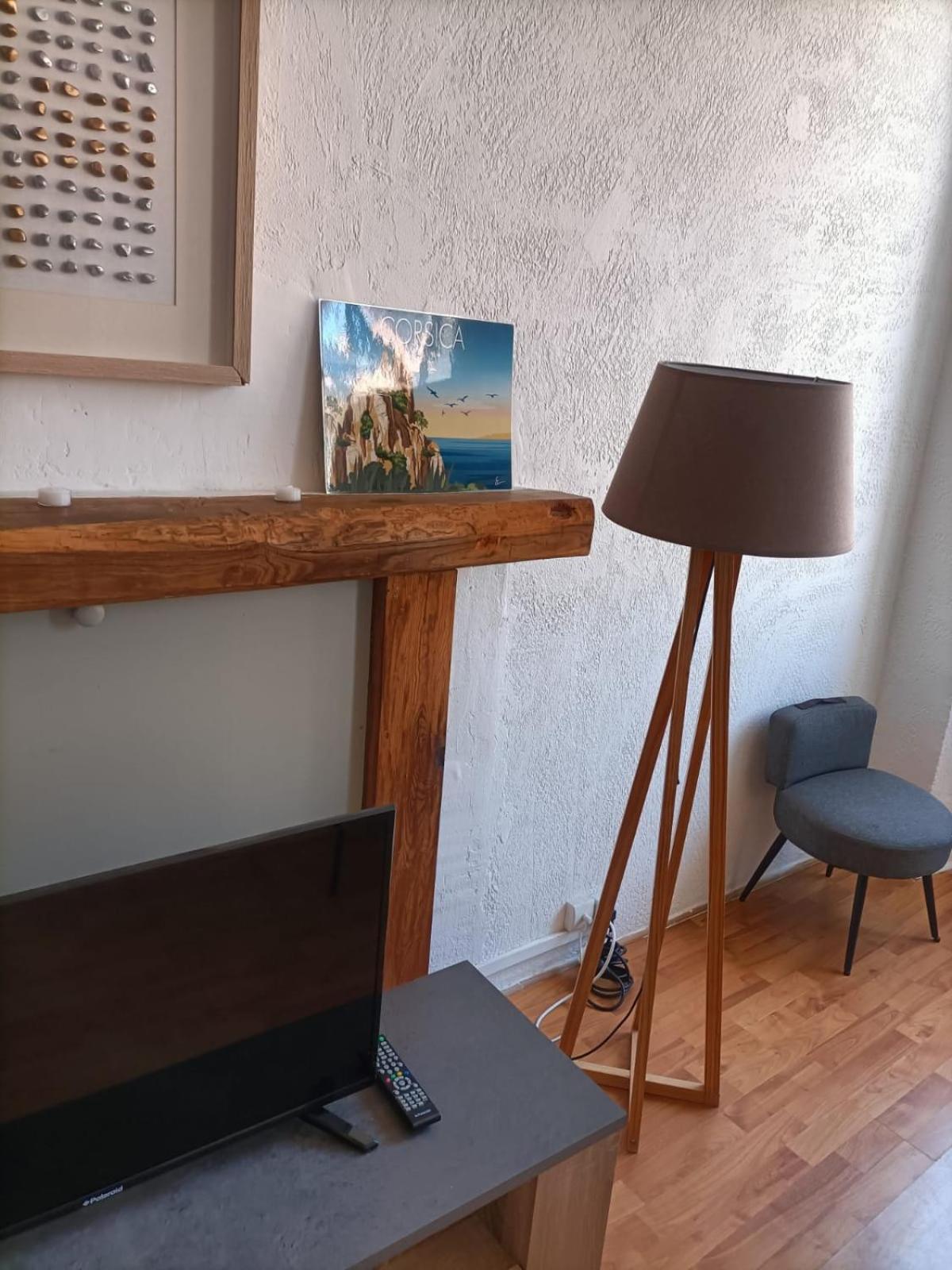 Cosy Fesch Street Apartment: Central Ajaccio Hideaway Exterior photo